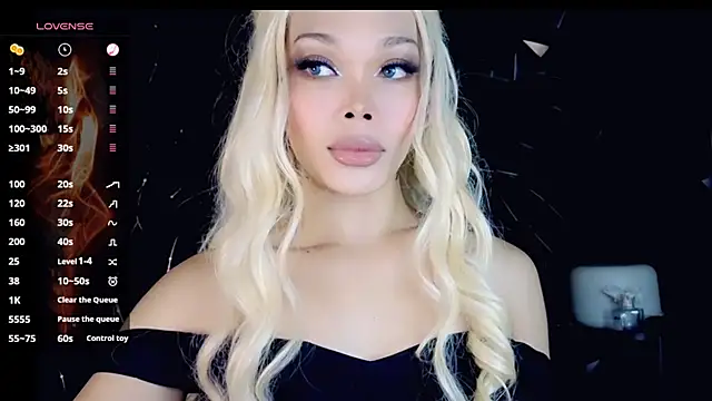 Snapshot of sugar_bbyxx chatting on 11.15.25 sugar bbyxx online show from 11.15.25