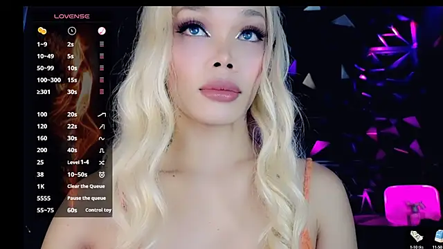 Snapshot of sugar_bbyxx chatting on 12.05.25 sugar bbyxx online show from 12.05.25