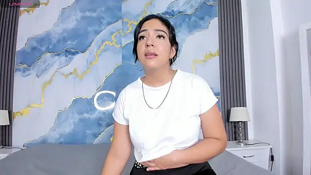 Snapshot of Kylieandjhonny chatting on 11.25.25 Kylieandjhonny online show from 11.25.25