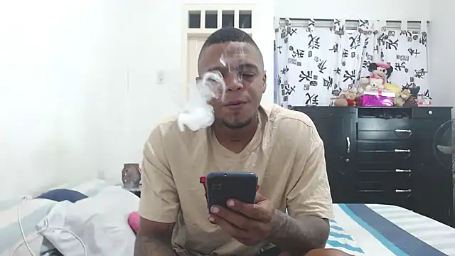 hot and naughty latin online show from 02.14.25