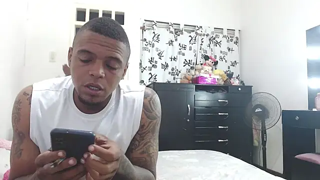 hot and naughty latin online show from 02.20.25