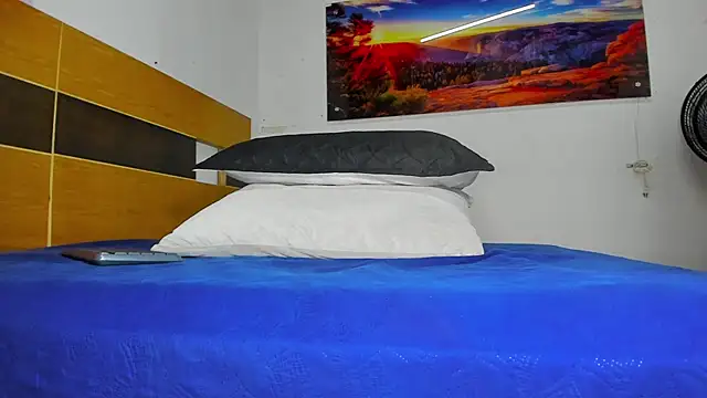  ebony-queen  online show from 02.14.25