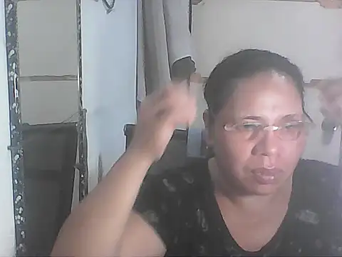 hotwet mama4uxx online show from 11.24.25