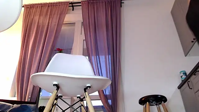 MadameKatrina online show from 12.31.24