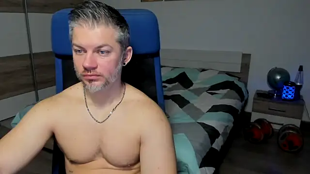 RobbyShawz online show from 01.15.25