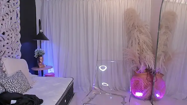 pamela doll3 online show from 10.18.25