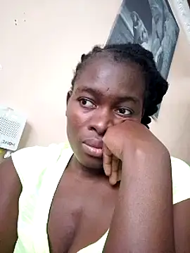 Snapshot of _cutemelania chatting on 01.11.25 cutemelania online show from 01.11.25