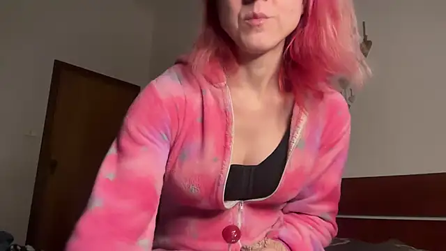 Nikky Divine online show from 01.09.25