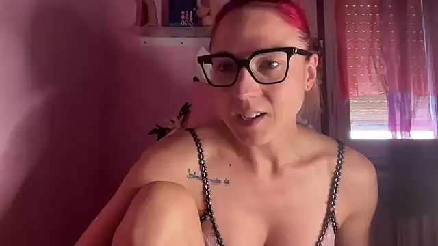 Nikky Divine online show from 07.11.26