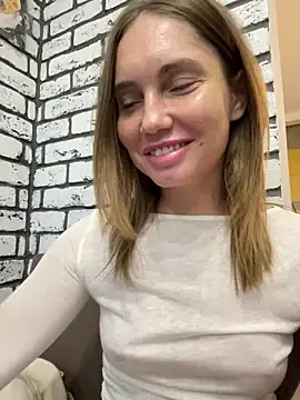 Snapshot of Chel_sea_ chatting on 02.28.25 Chel sea online show from 02.28.25