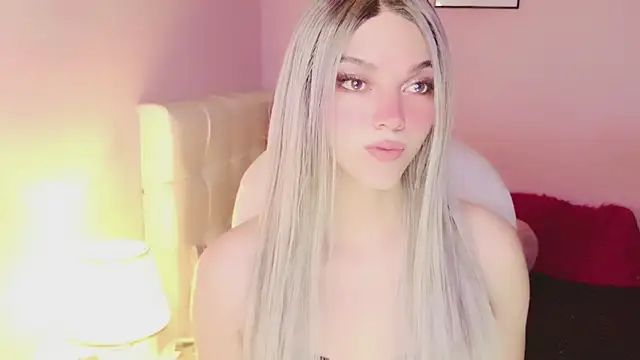 Snapshot of EvaEvangeline chatting on 06.13.26 EvaEvangeline online show from 06.13.26