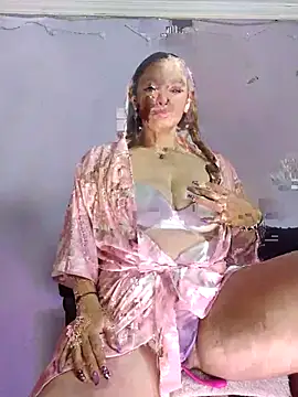 Snapshot of marilyn_love6969 chatting on 02.06.25 marilyn love6969 online show from 02.06.25