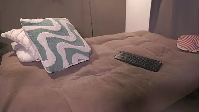 Snapshot of HannahEvanss chatting on 02.11.26 HannahEvanss online show from 02.11.26