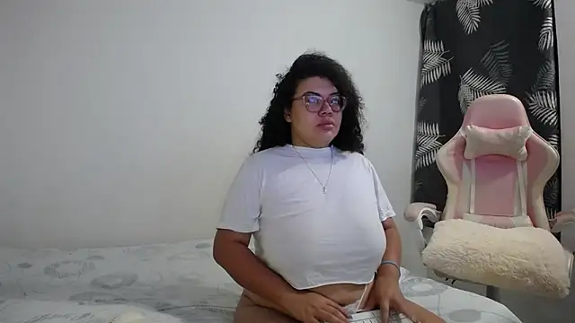 mabigomez00 online show from 09.09.25