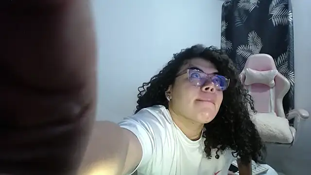 mabigomez00 online show from 02.16.26