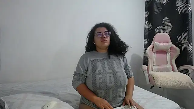 mabigomez00 online show from 02.25.26