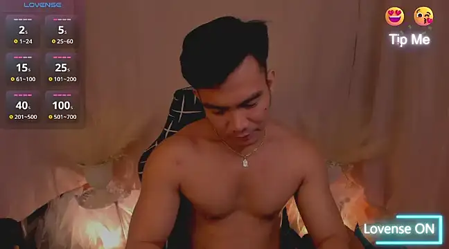 Snapshot of 000batman000 chatting on 12.07.24 000batman000 online show from 12.07.24