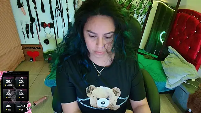 Snapshot of elektra_32 chatting on 09.10.25 elektra 32 online show from 09.10.25