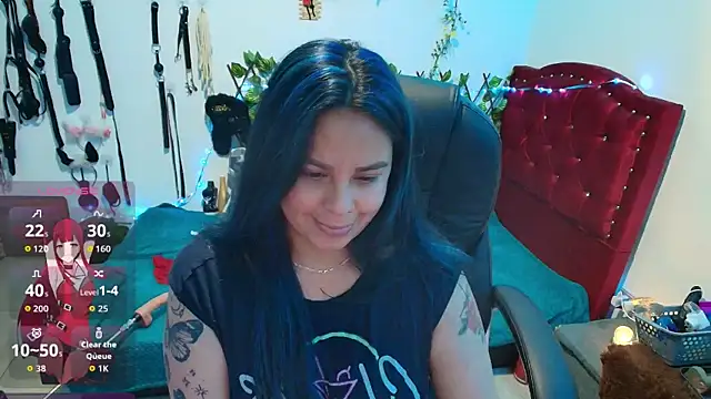 Snapshot of elektra_32 chatting on 11.11.25 elektra 32 online show from 11.11.25