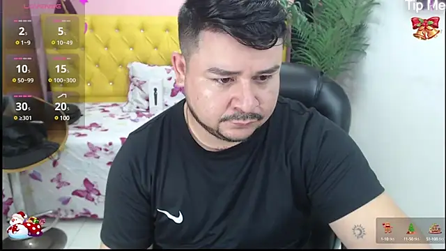 Snapshot of oso_dirty_ chatting on 12.20.24 oso dirty  online show from 12.20.24