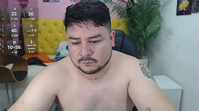 Snapshot of oso_dirty_ chatting on 03.14.25 oso dirty  online show from 03.14.25