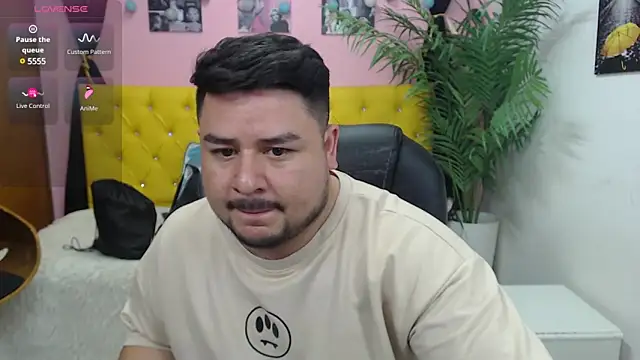 Snapshot of oso_dirty_ chatting on 03.16.25 oso dirty  online show from 03.16.25