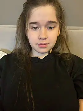 HornyGirlH online show from 06.26.26