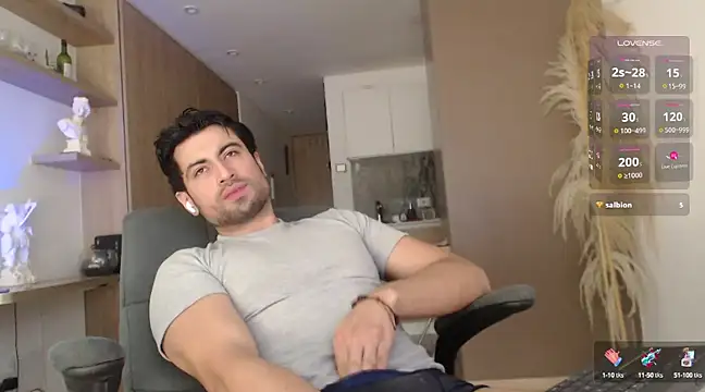 Snapshot of bradley_muscle chatting on 03.13.25 bradley muscle online show from 03.13.25