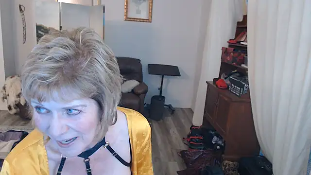 SindeeDix online show from 07.10.26
