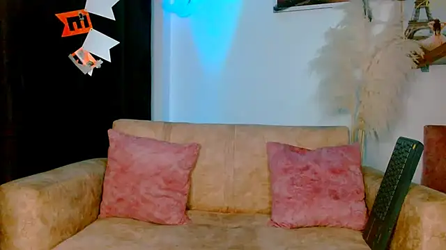 Snapshot of veronica_villalba chatting on 11.02.25 veronica villalba online show from 11.02.25