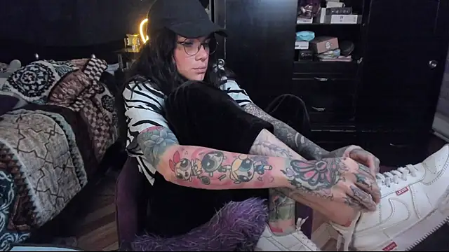 Lilmarieee online show from 01.19.25