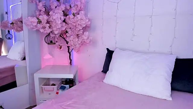 AMMY-CAMM online show from 11.06.25