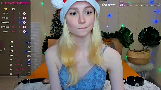 Snapshot of fleximona chatting on 12.19.24 fleximona online show from 12.19.24