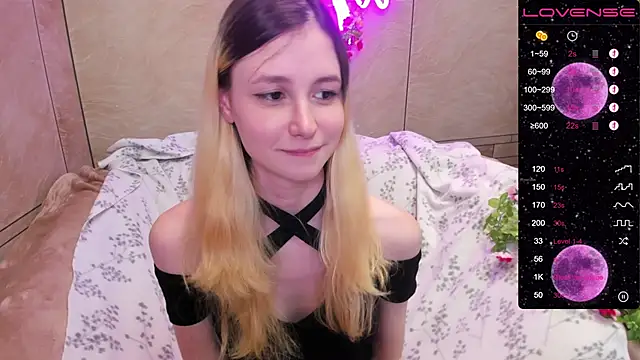 Snapshot of fleximona chatting on 01.31.25 fleximona online show from 01.31.25