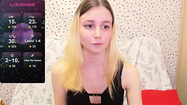 Snapshot of fleximona chatting on 02.15.25 fleximona online show from 02.15.25