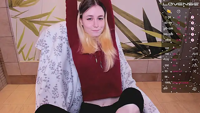 Snapshot of fleximona chatting on 03.02.25 fleximona online show from 03.02.25