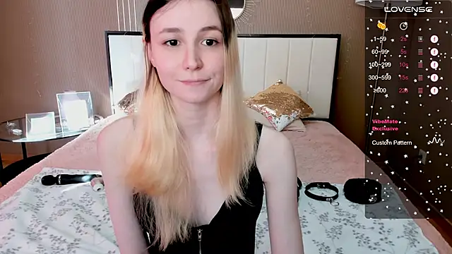 Snapshot of fleximona chatting on 03.12.25 fleximona online show from 03.12.25