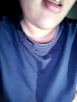 Snapshot of Annerae chatting on 11.02.25 Annerae online show from 11.02.25