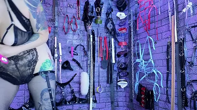 PANDORANEZZ online show from 04.28.26