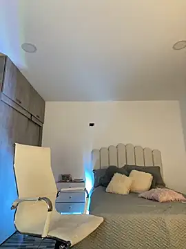 Brown skin11 online show from 03.15.25