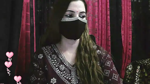 Snapshot of Cute_Sonii chatting on 12.21.24 Cute Sonii online show from 12.21.24