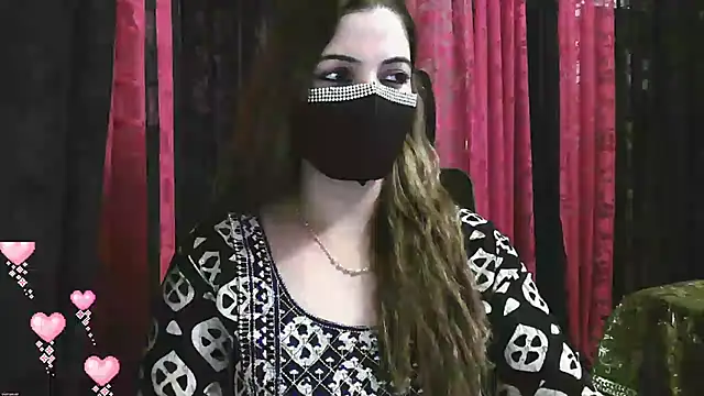 Snapshot of Cute_Sonii chatting on 01.12.25 Cute Sonii online show from 01.12.25