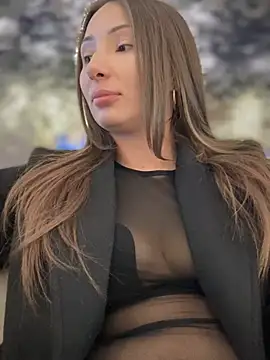 Snapshot of YOUR-KARINA chatting on 02.26.25 YOUR-KARINA online show from 02.26.25