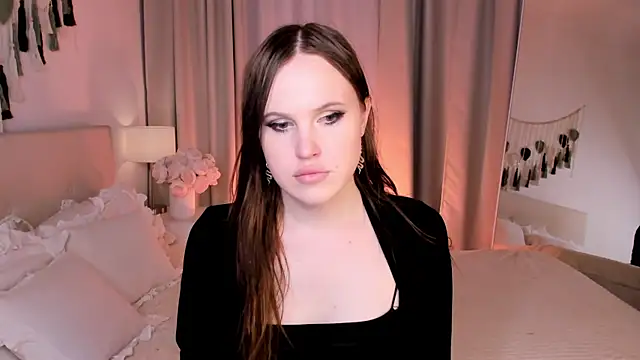 EffieMinki online show from 06.19.26