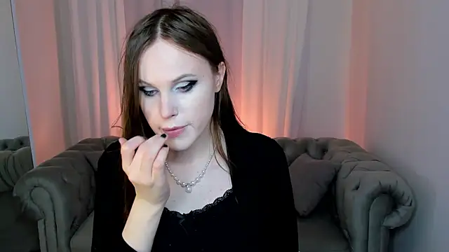 EffieMinki online show from 06.26.26