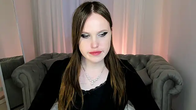 EffieMinki online show from 07.05.26