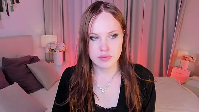 EffieMinki online show from 07.06.26