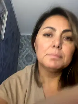 Emma roqueen online show from 10.30.25