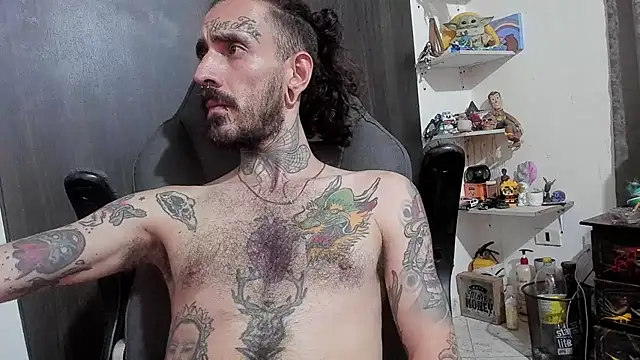 Snapshot of harry_reems1 chatting on 11.06.25 harry reems1 online show from 11.06.25