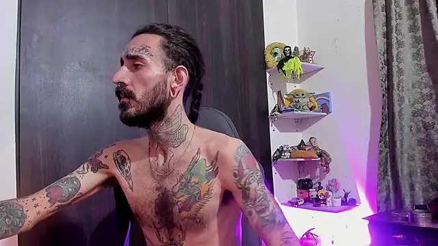 Snapshot of harry_reems1 chatting on 12.05.25 harry reems1 online show from 12.05.25